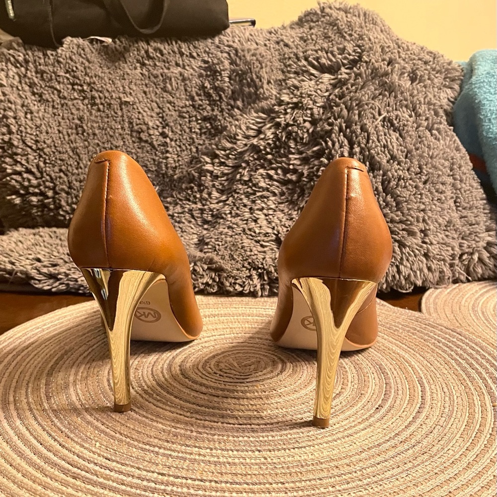 Michael Kors heels size 6.5